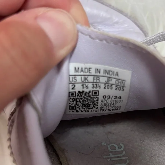 * | Adidas | Sambas girls. Size 2. - Picture 4 of 6